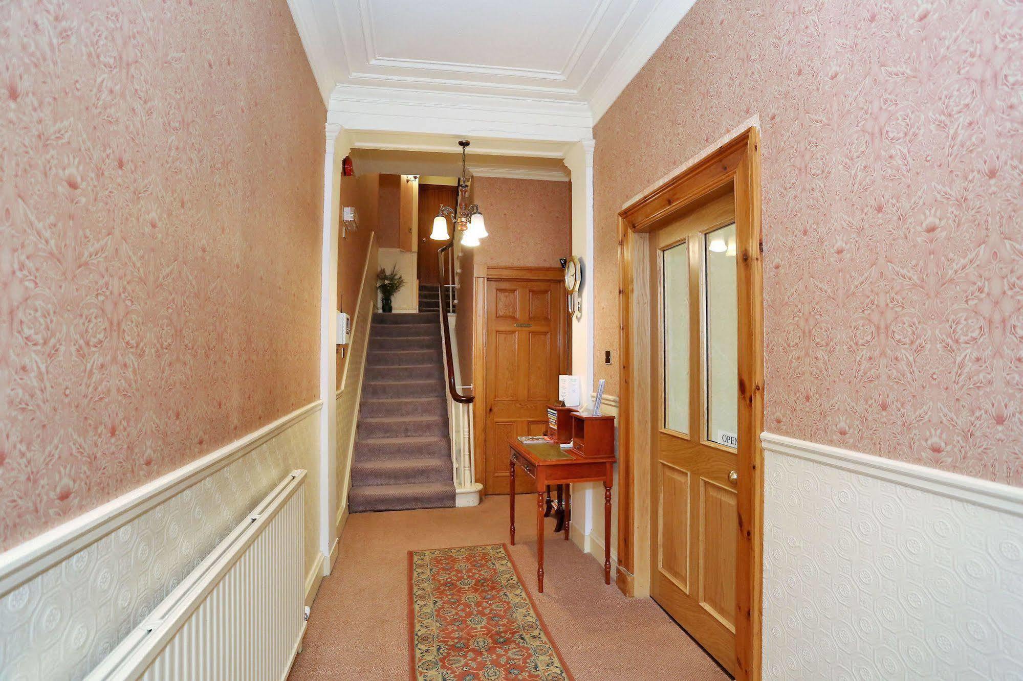 Butlers Guest House Aberdeen Exterior foto